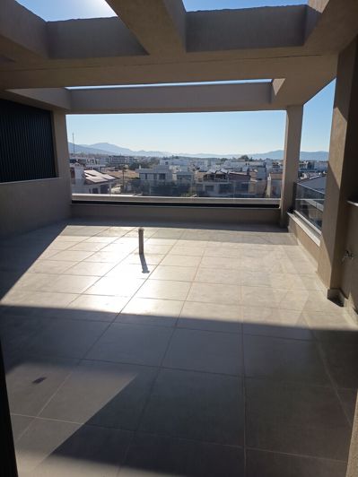 Image No.26-3 Bed Maisonette for sale