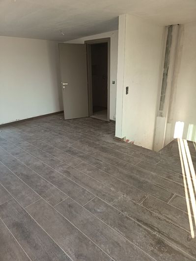 Image No.7-3 Bed Maisonette for sale