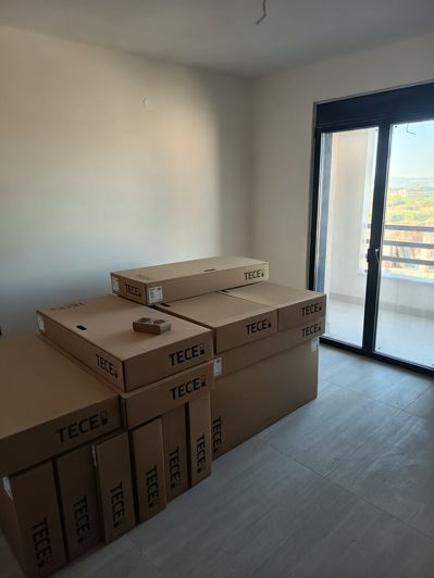 Image No.8-3 Bed Maisonette for sale