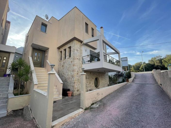 Image No.1-Propriété de 4 chambres à vendre à Kavala