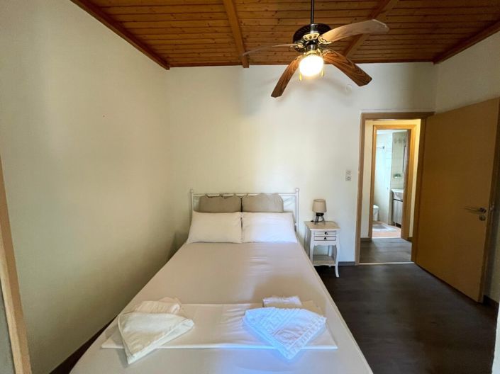 Image No.25-2 Bed Flat for sale