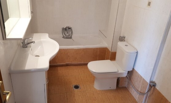 Image No.10-2 Bed Flat for sale