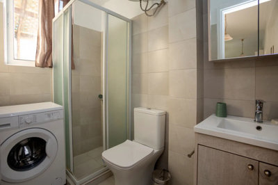 Photo 13 - Property 430 m² in Attica