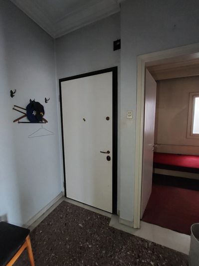 Image No.22-4 Bed Flat for sale