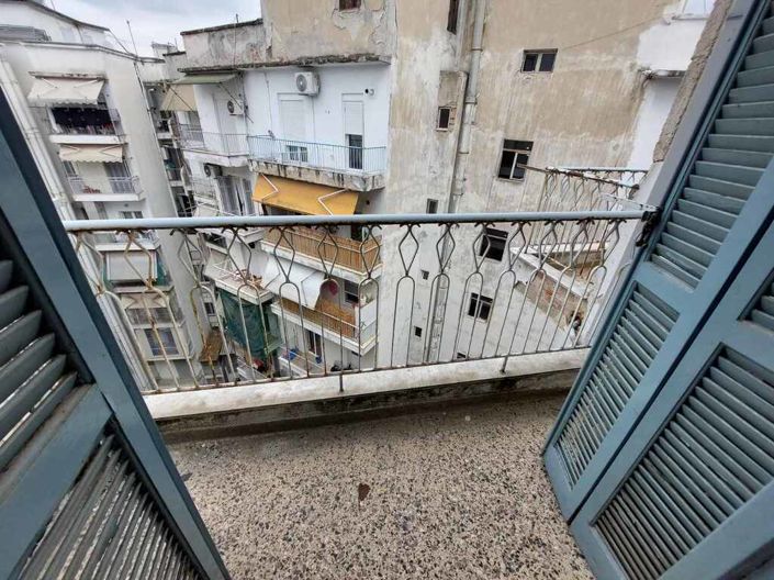 Image No.27-4 Bed Flat for sale