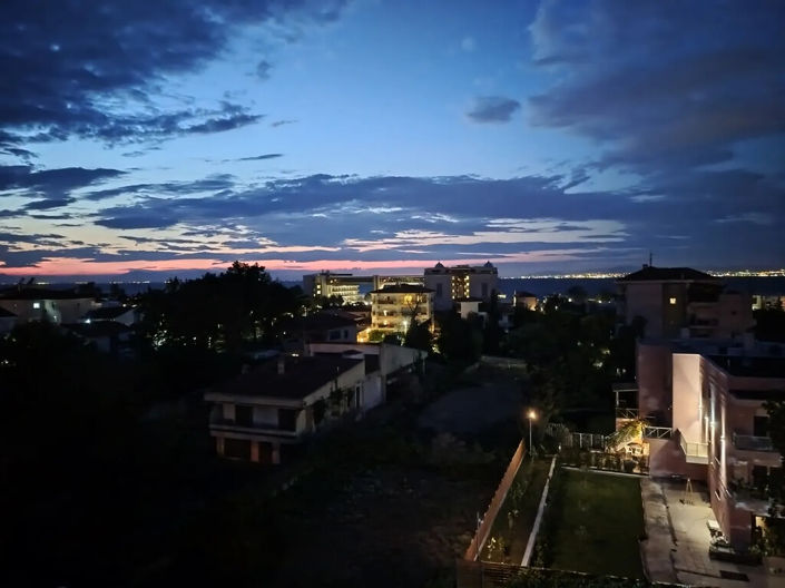 Image No.24-3 Bed Flat for sale