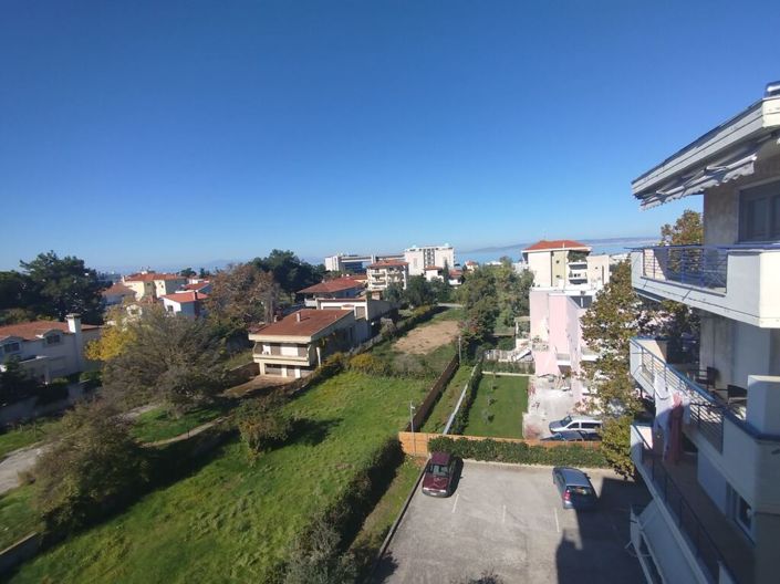 Image No.24-3 Bed Flat for sale