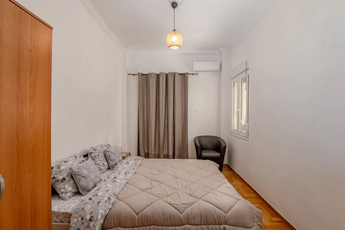 Image No.12-3 Bed Flat for sale