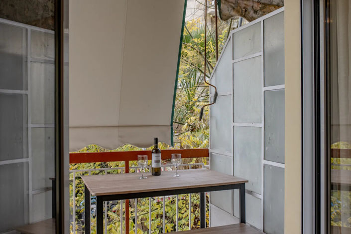 Image No.19-3 Bed Flat for sale