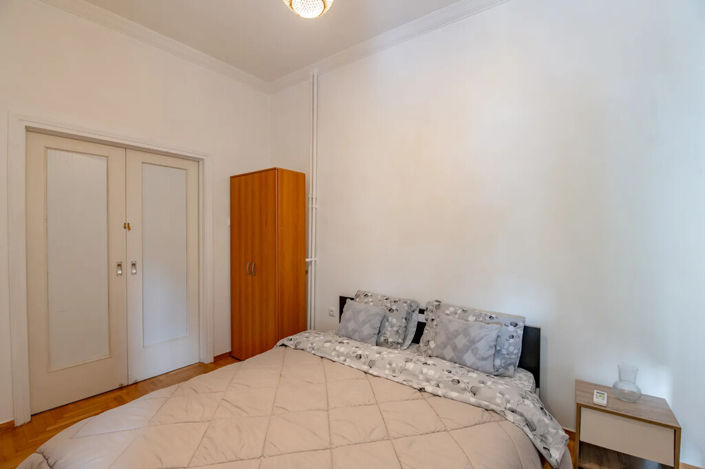 Image No.6-3 Bed Flat for sale