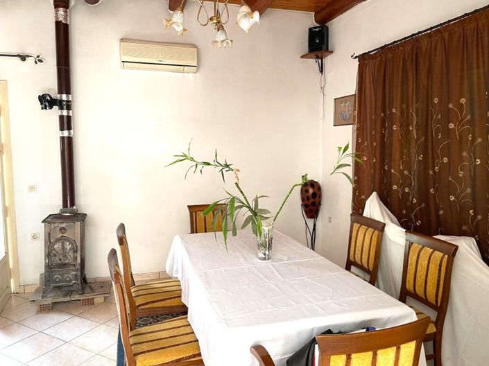 Image No.19-6 Bed Property for sale