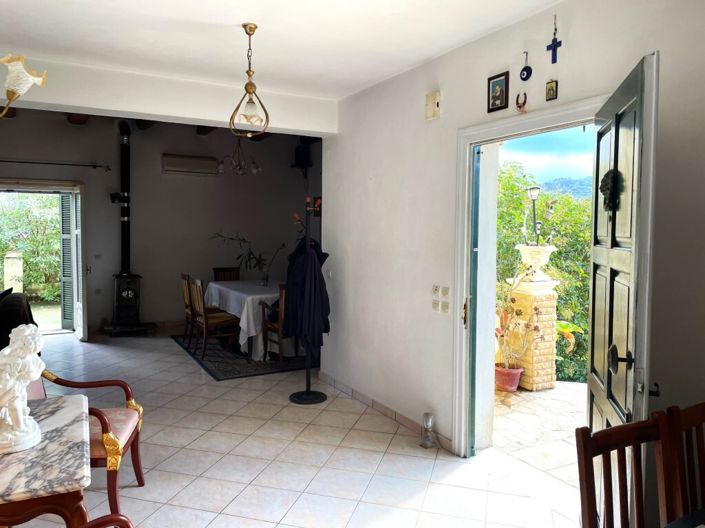 Image No.28-Propriété de 6 chambres à vendre à Sinarades