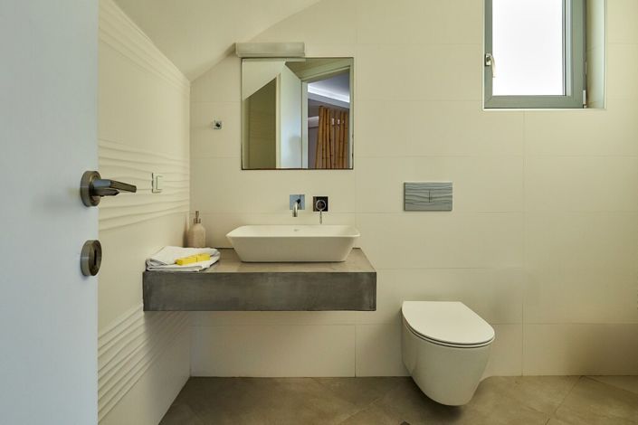 Image No.30-2 Bed Villa for sale