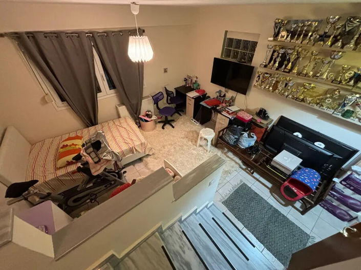 Image No.5-2 Bed Maisonette for sale