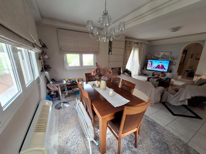 Image No.19-3 Bed Maisonette for sale