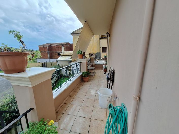 Image No.26-3 Bed Maisonette for sale