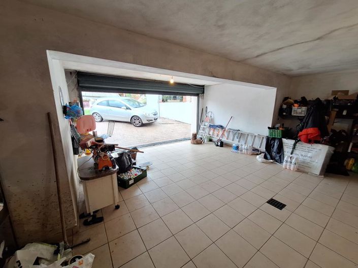 Image No.30-3 Bed Maisonette for sale