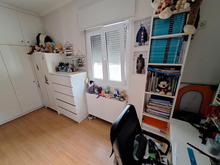 Image No.9-3 Bed Maisonette for sale