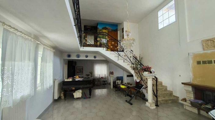 Image No.3-Propriété de 4 chambres à vendre à Katerini