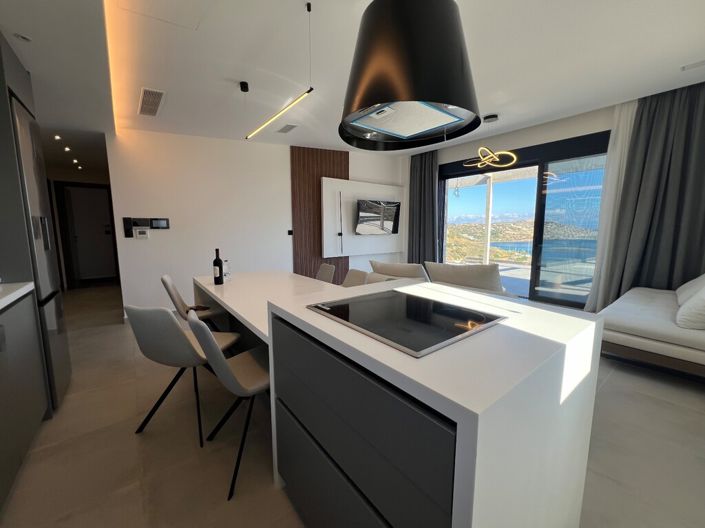 Image No.25-4 Bed Villa for sale