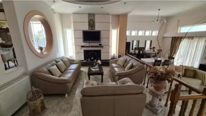 Image No.8-6 Bed Villa for sale