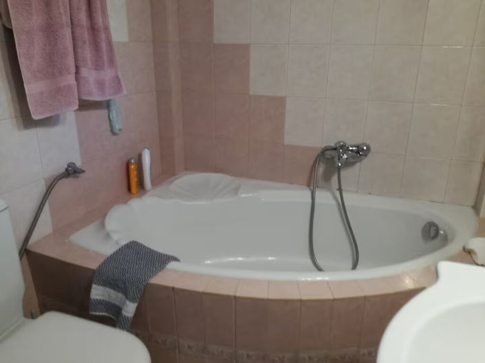 Image No.28-Villa for sale