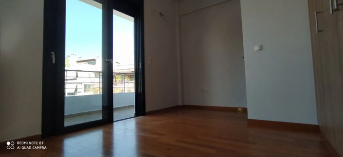 Image No.9-3 Bed Flat for sale