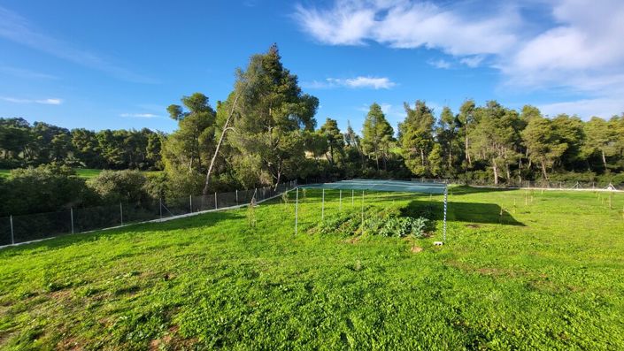 Image No.23-3 Bed Property for sale