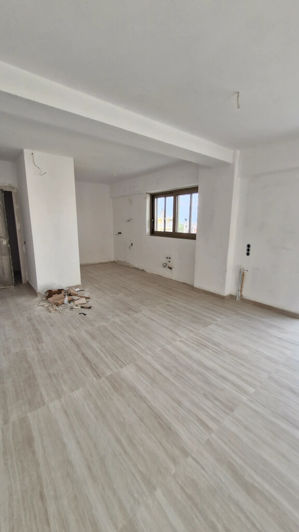 Image No.9-3 Bed Flat for sale