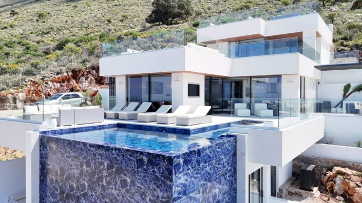 Image No.2-Villa for sale