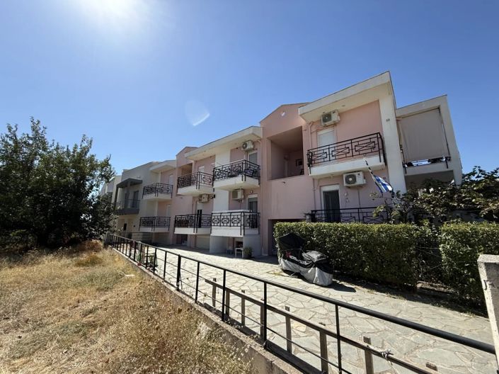 Image No.12-2 Bed Maisonette for sale