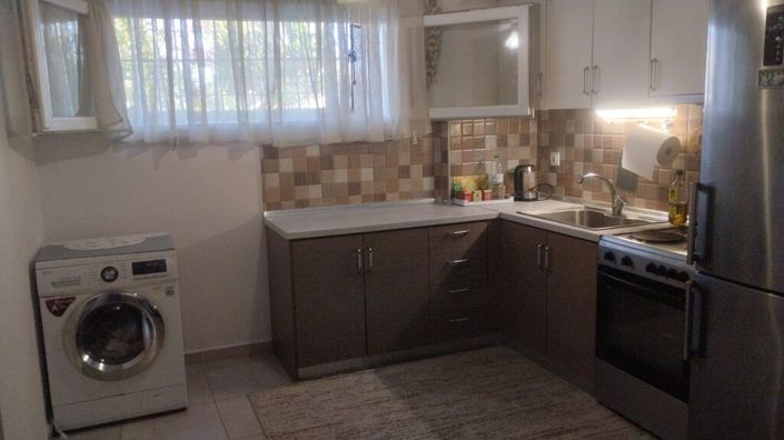 Image No.22-2 Bed Maisonette for sale