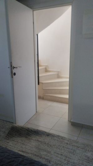 Image No.24-2 Bed Maisonette for sale