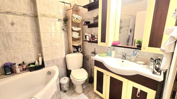 Image No.12-4 Bed Maisonette for sale