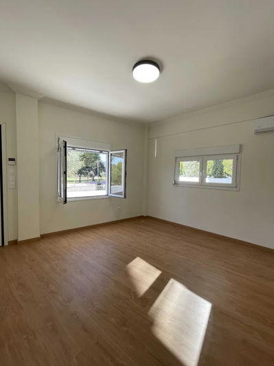 Image No.2-Appartement de 1 chambre à vendre à Glyfada