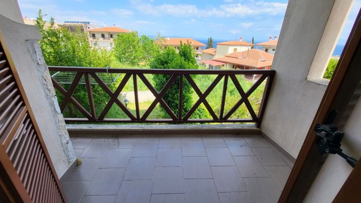 Image No.10-2 Bed Flat for sale