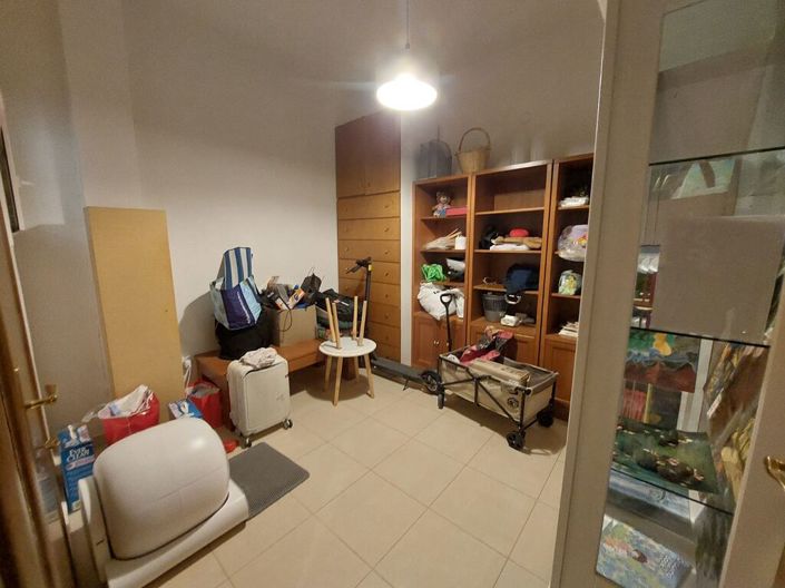 Image No.14-2 Bed Flat for sale