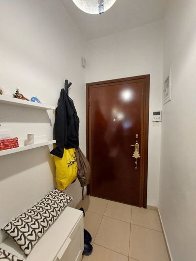 Image No.21-2 Bed Flat for sale