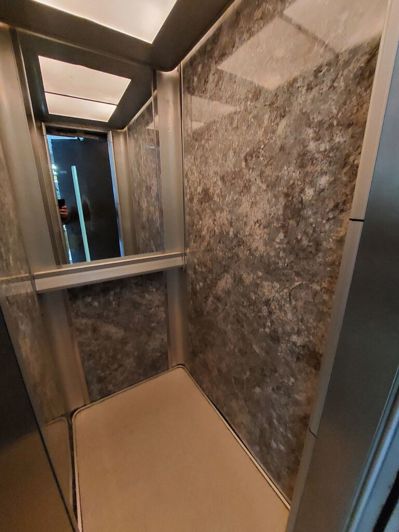 Image No.24-2 Bed Flat for sale