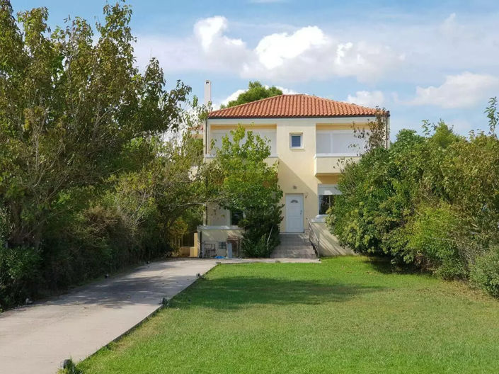 Image No.1-5 Bed Property for sale