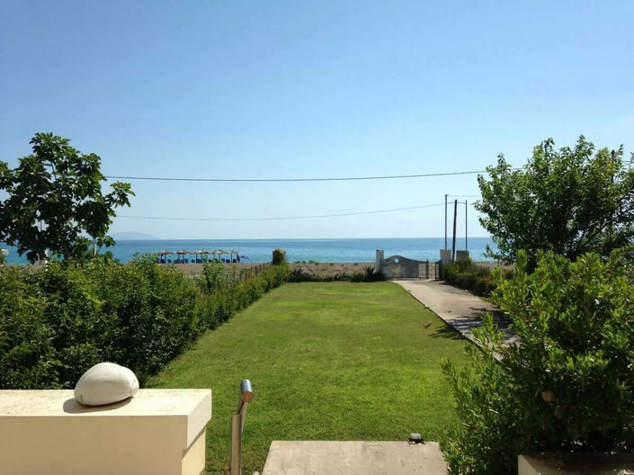 Image No.3-5 Bed Property for sale