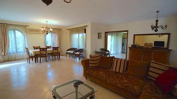 Image No.20-Villa de 8 chambres à vendre à Avlida