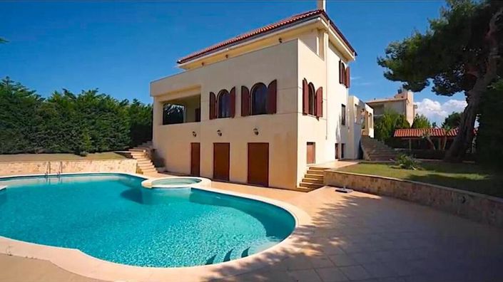 Image No.9-Villa de 8 chambres à vendre à Avlida