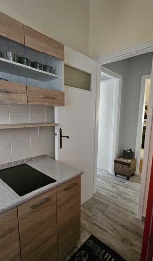 Image No.10-2 Bed Flat for sale