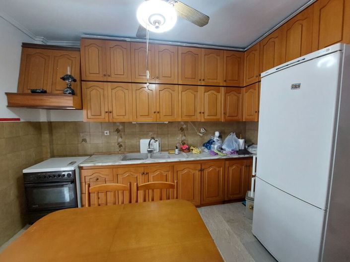 Image No.12-2 Bed Flat for sale