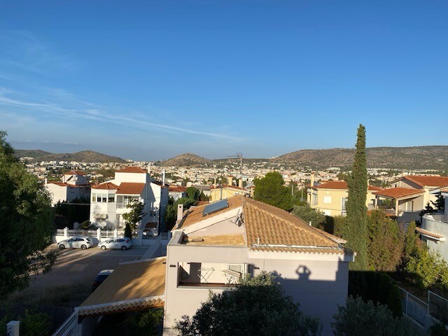 Image No.11-3 Bed Property for sale