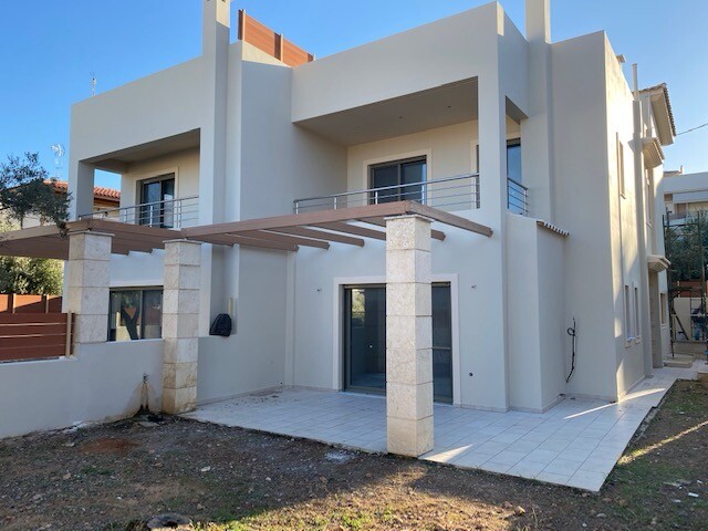 Image No.7-3 Bed Property for sale