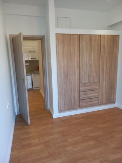 Image No.6-2 Bed Flat for sale