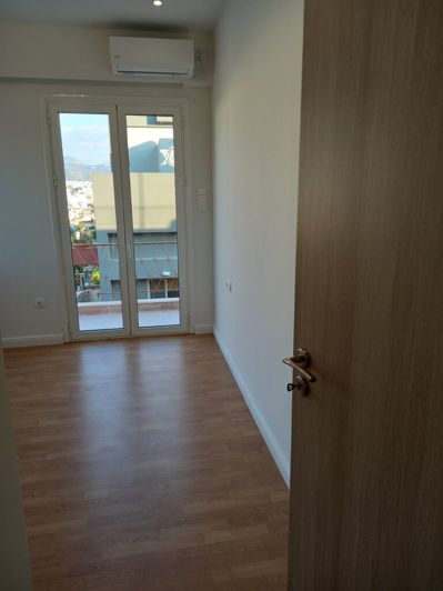 Image No.7-2 Bed Flat for sale