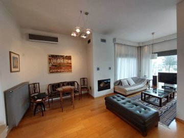 4 Bed Maisonette for sale